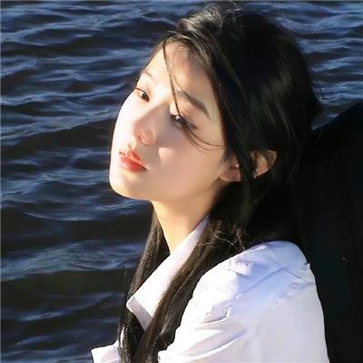 当然是选择原谅她